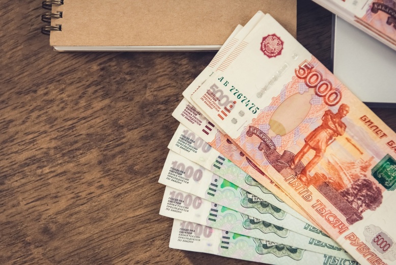 Роструд принудительно взыскал 4-месячную задолженность по зарплате в строительной компании через судебных приставов0